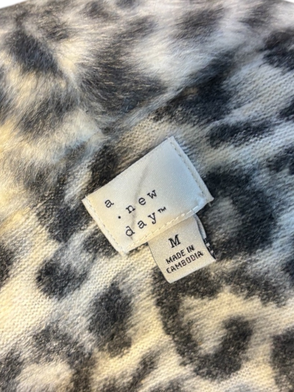 🖤 ✨ LEOPARD PRINT FAUX FUR COAT ✨ 🖤 - Picture 4 of 8